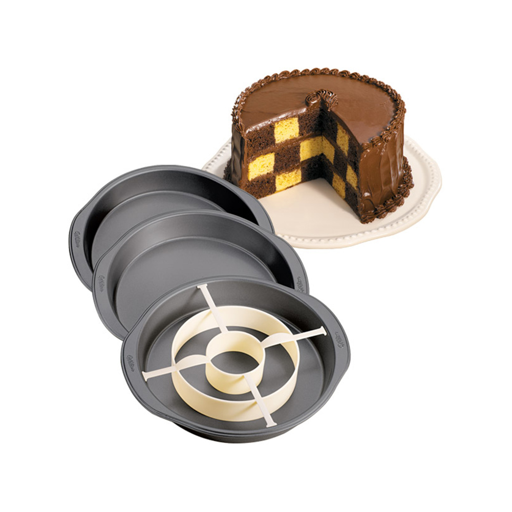 Wilton Round Checkerboard Cake Pans, Set of 4 