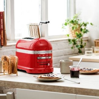 KitchenAid Artisan 2-Slice Toaster, Empire Red