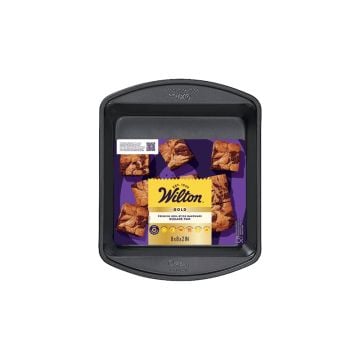 Wilton Gold Non-Stick Square Pan