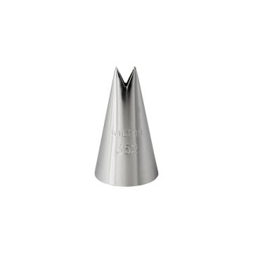 Wilton Leaf Tip # 352, Carded
