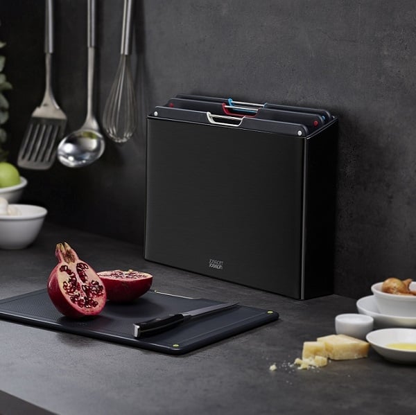 طقم 4 ألواح تقطيع أسود كبيرة، فوليو، جوزف جوزف