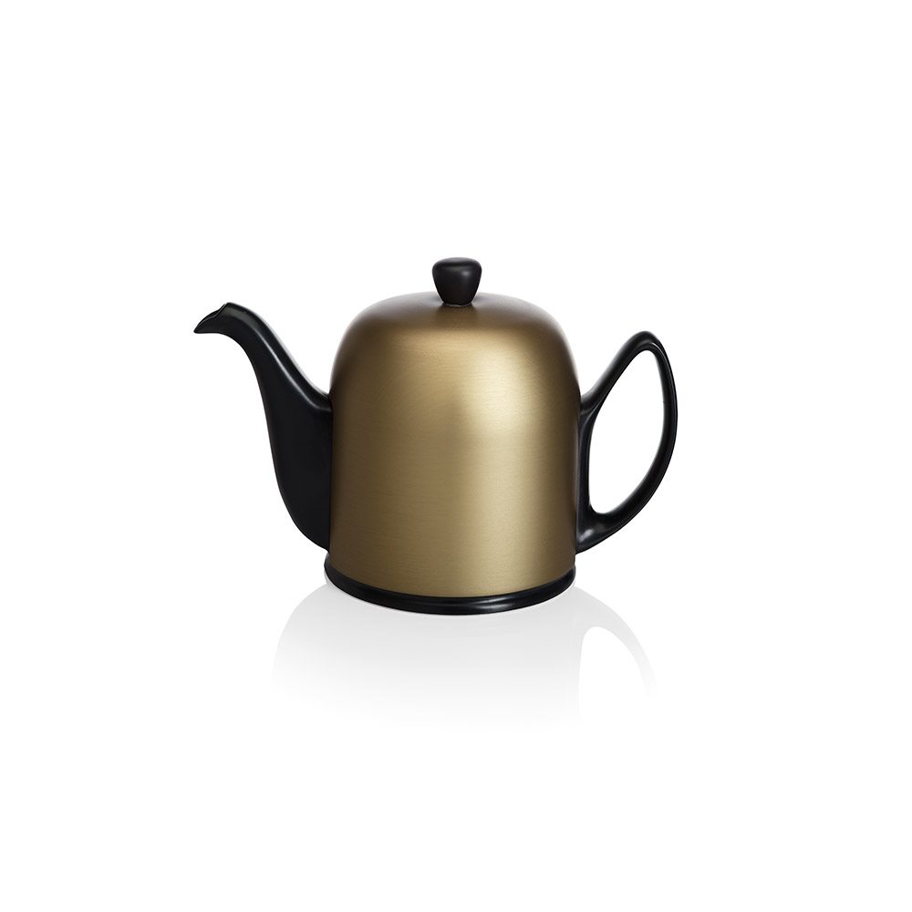 ابريق شاي معزول، أسود وبني، سلام مينيرال، ديجريني