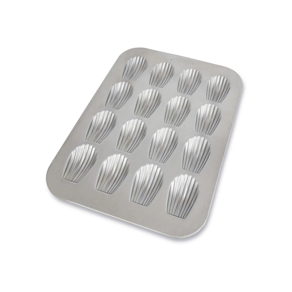 USA PAN Madeleine Pan, 16 Cavities