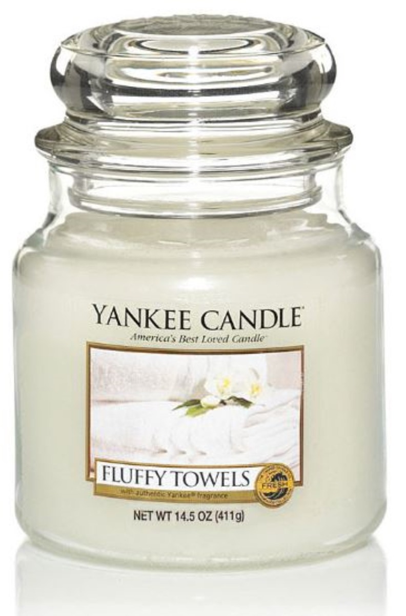 Yankee Candles Classic Jar - Medium - Fluffy Towels