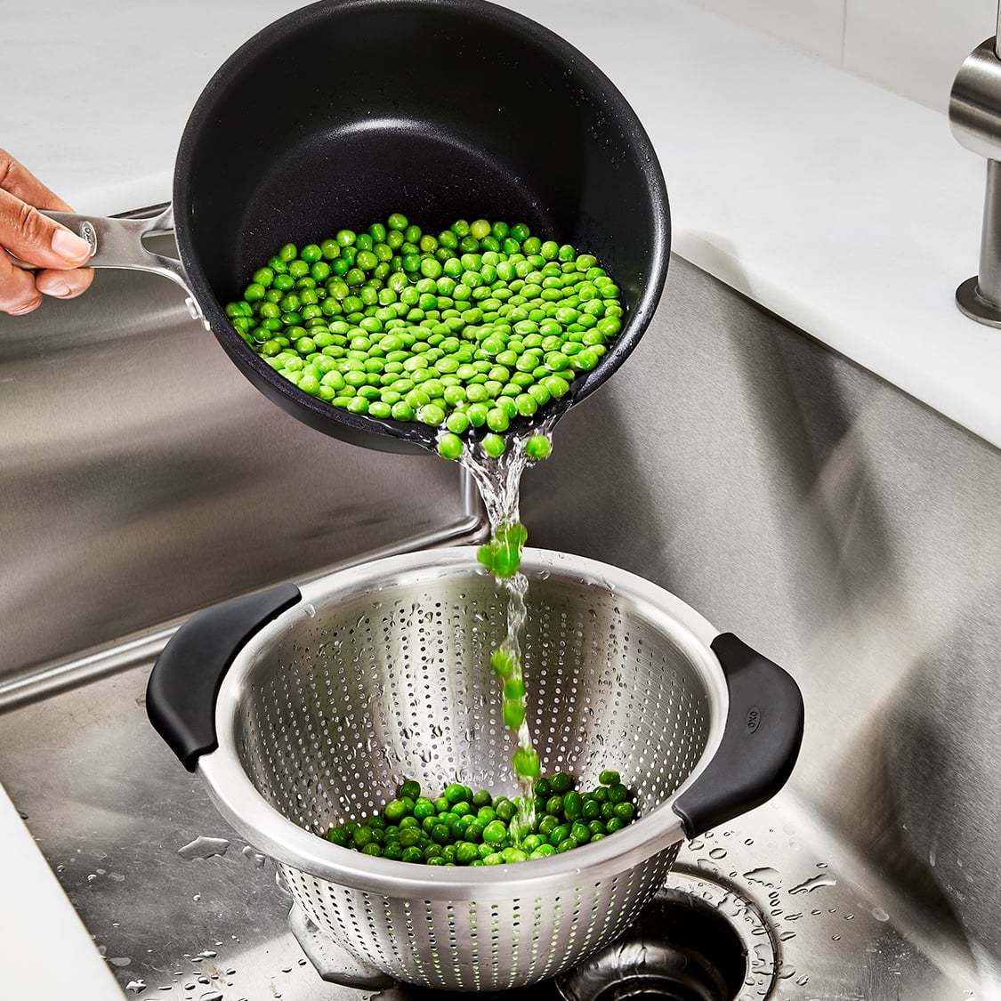 Colanders & Strainers