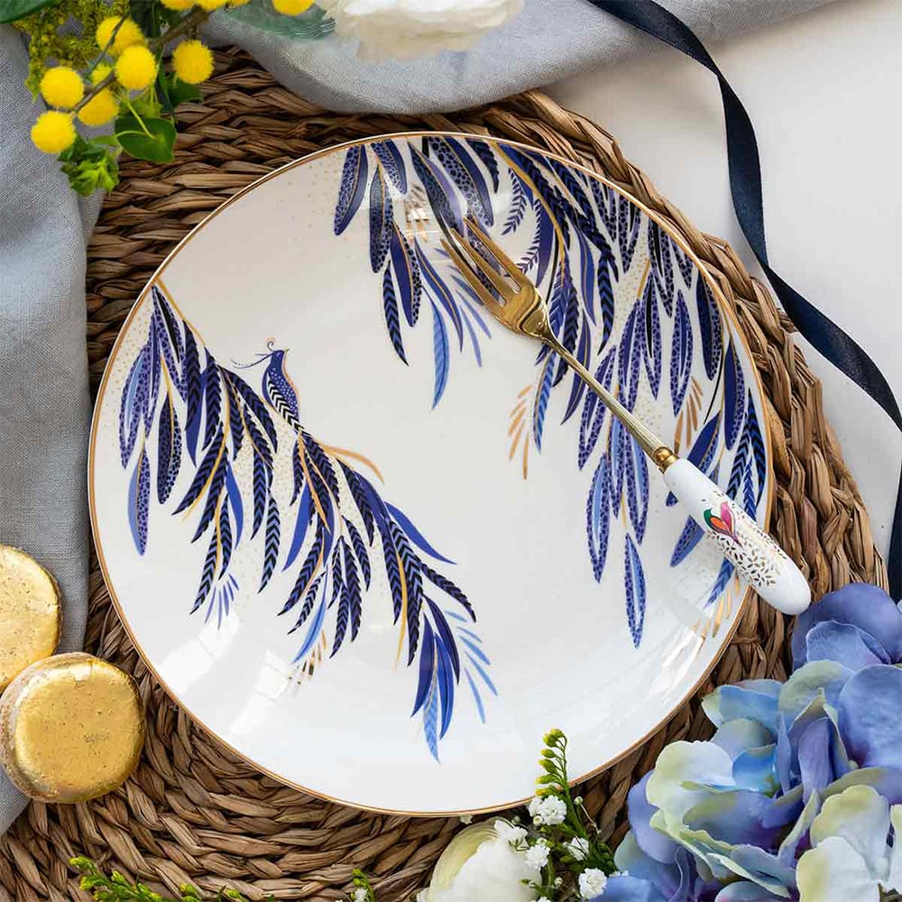 Dessert Plates & Cake Stands